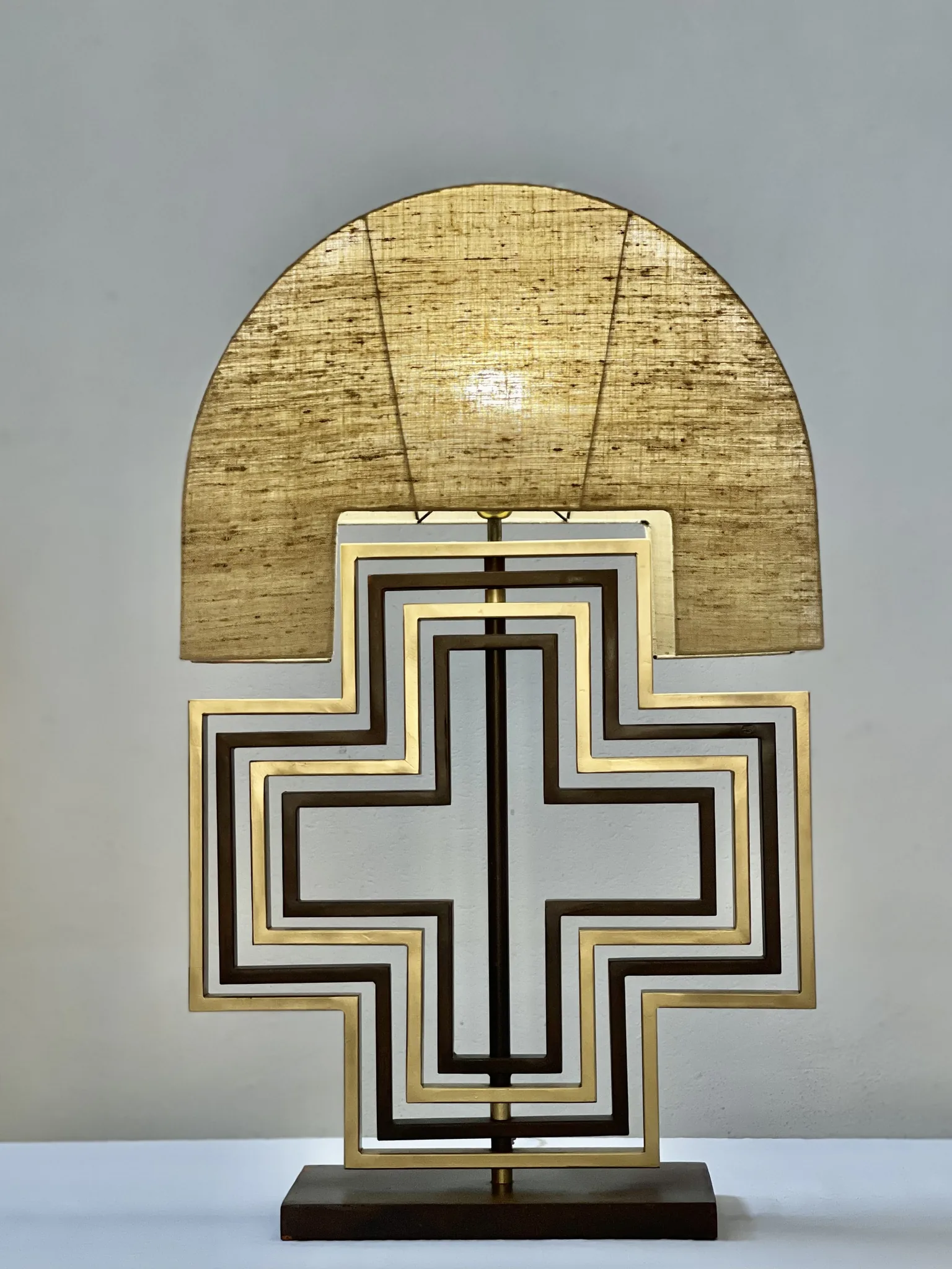 Iapeto, 2023 — Luminaire, Gianluca Magnelli