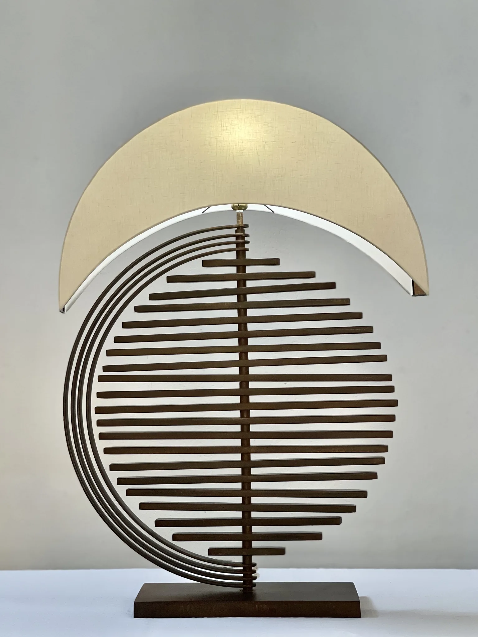 Miranda, 2023 — Luminaire, Gianluca Magnelli